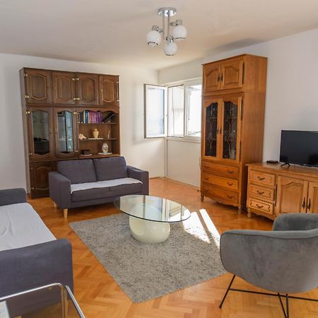 Sunny Apartment Omiš Buitenkant foto