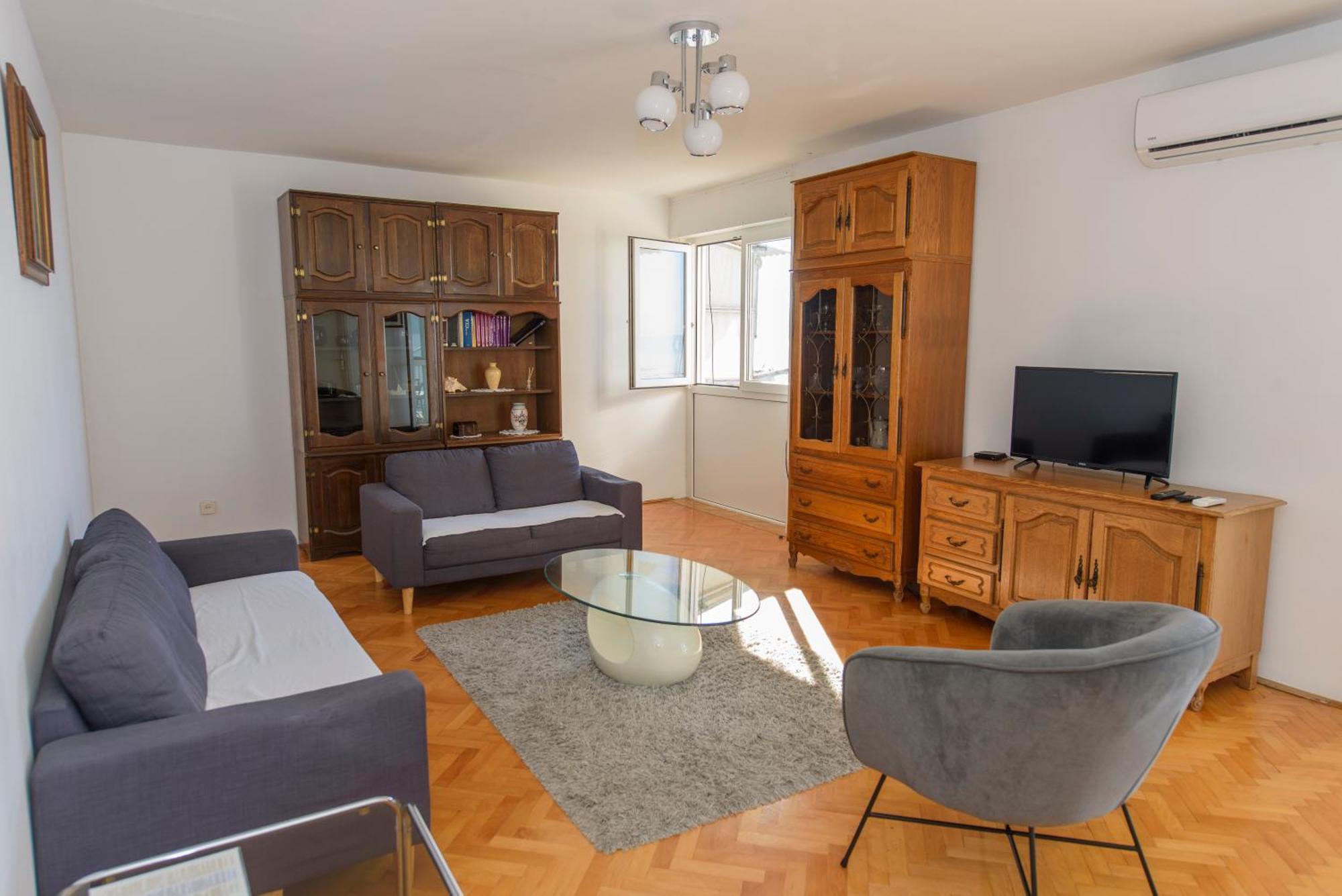Sunny Apartment Omiš Buitenkant foto