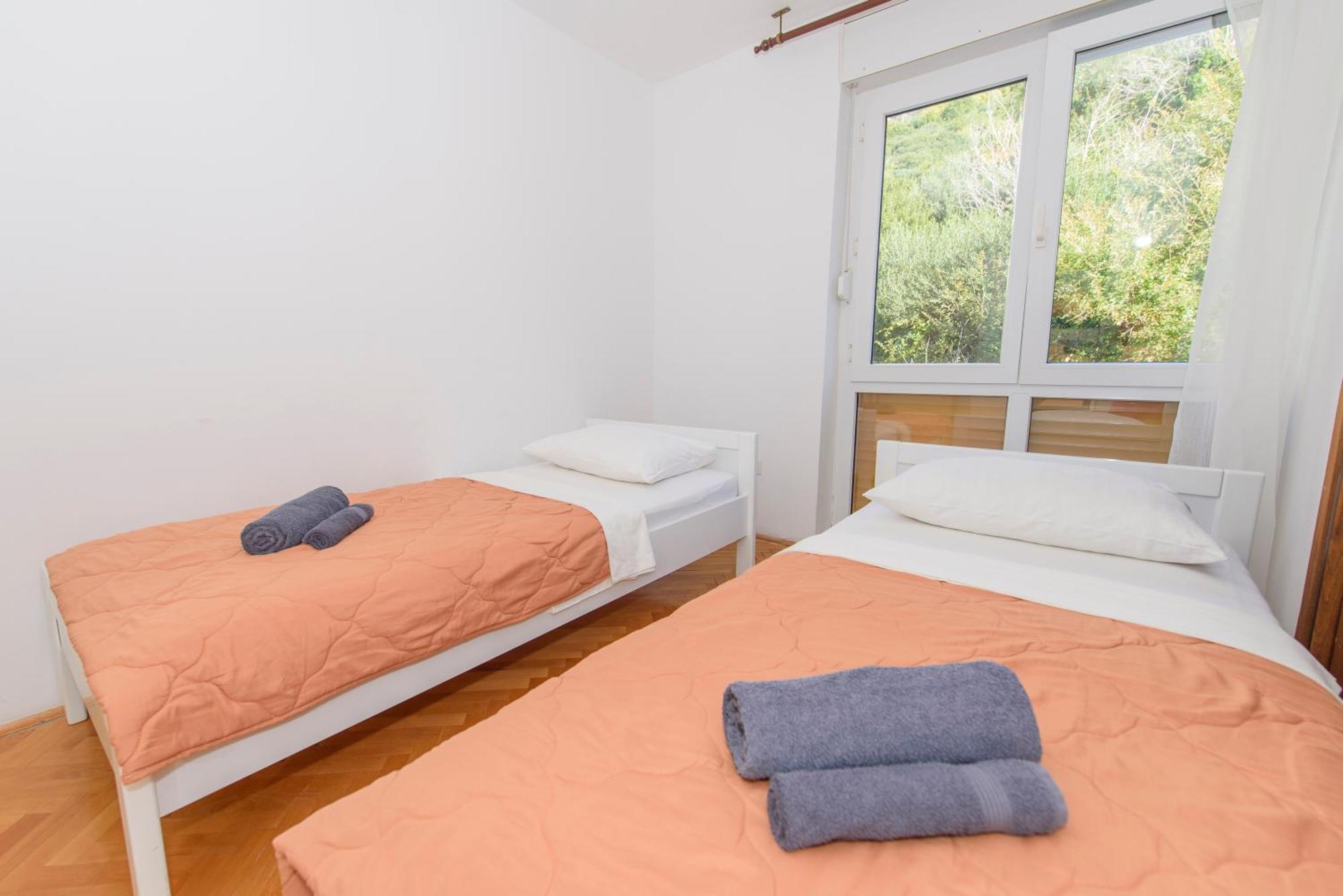 Sunny Apartment Omiš Buitenkant foto
