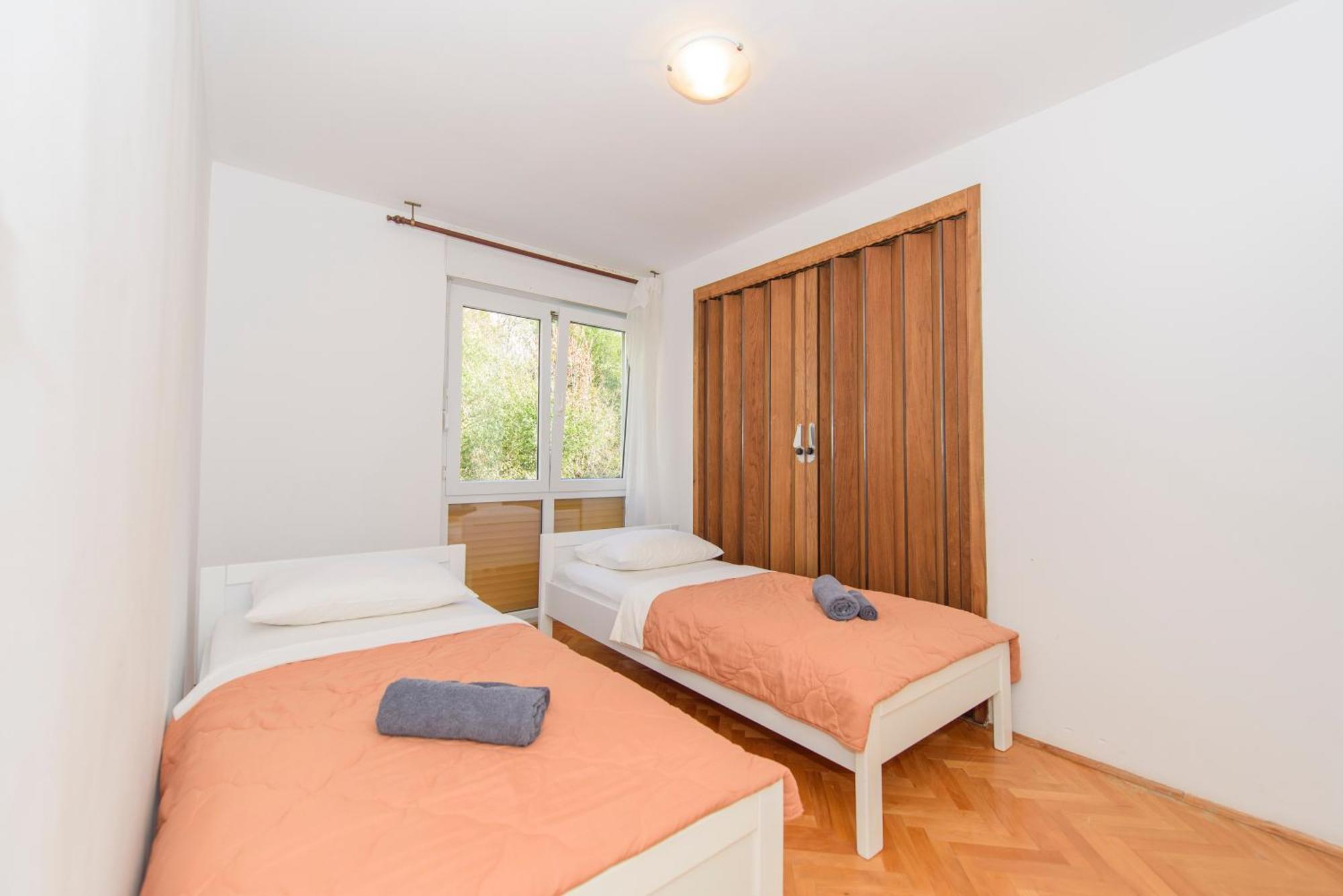 Sunny Apartment Omiš Buitenkant foto