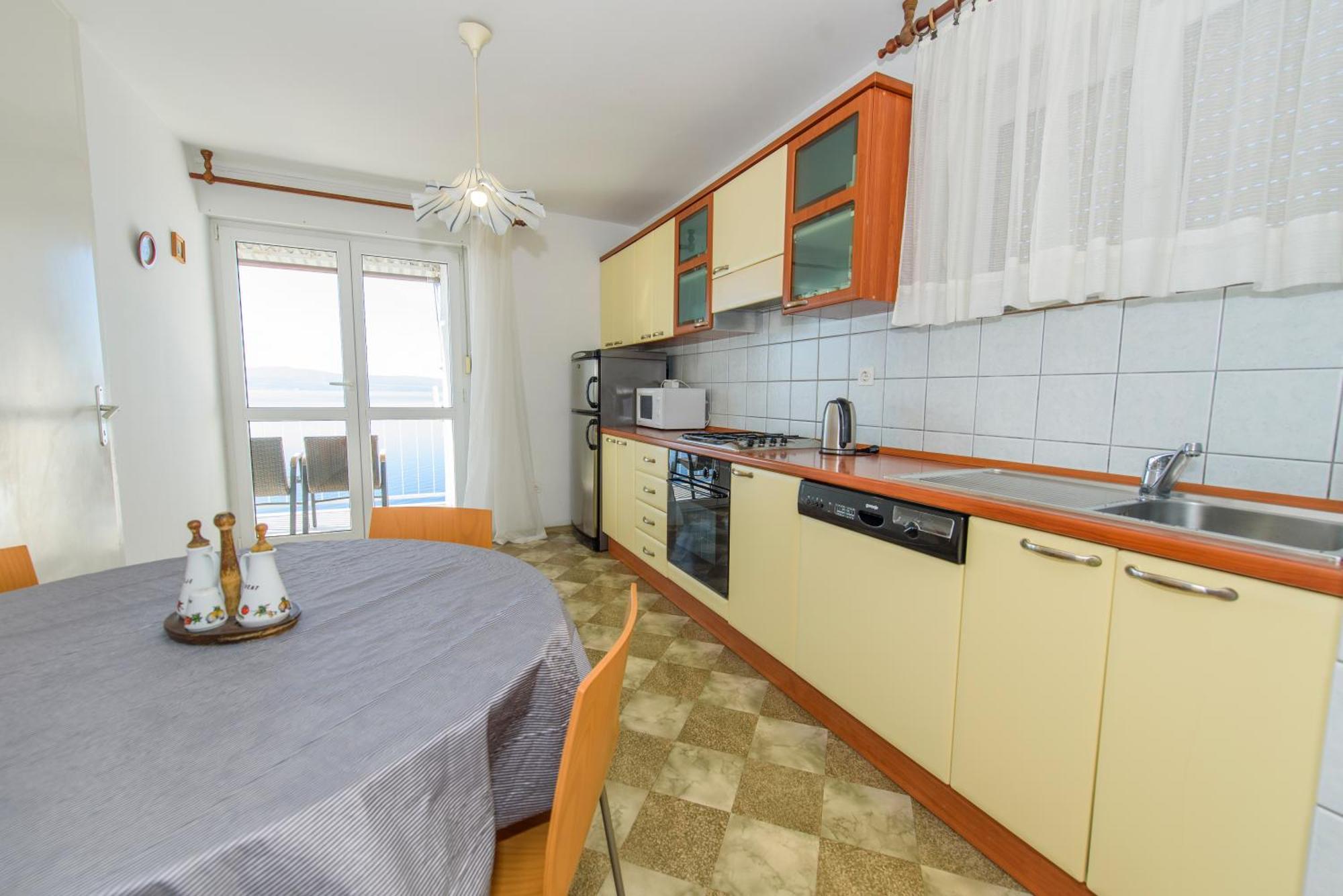 Sunny Apartment Omiš Buitenkant foto